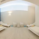 Aparthotel Melpo Antia &