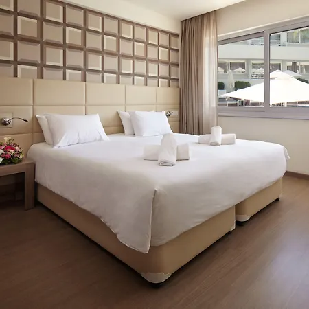 מלון דירות Melpo Antia & 4*