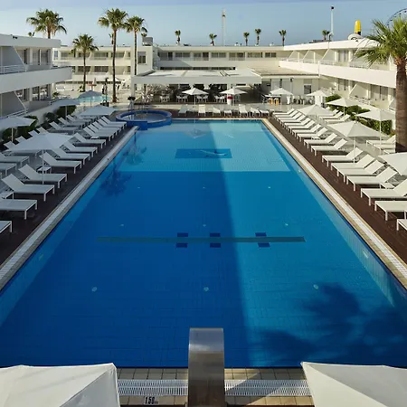 מלון דירות Melpo Antia &