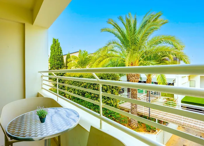 Melpo Antia & Aparthotel Ayia Napa