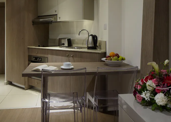 Melpo Antia & Aparthotel 4*