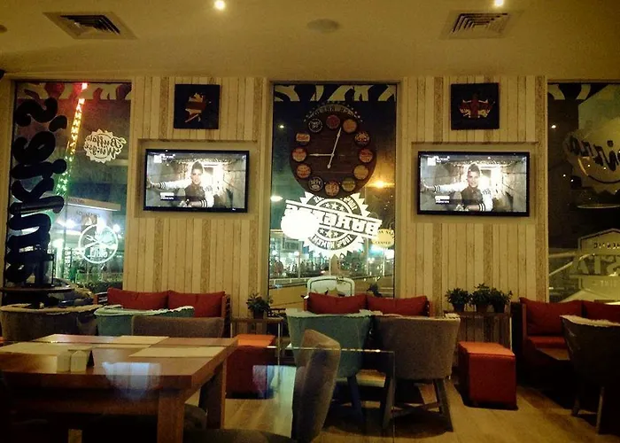 Melpo Antia & Aparthotel